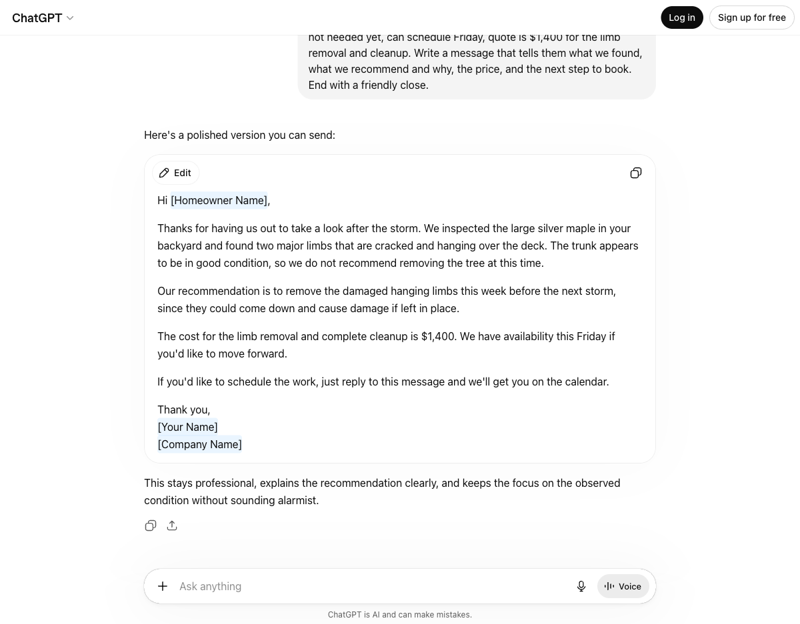 ChatGPT verwandelt die groben Ortstermin-Notizen eines Baumpflegers in ein ruhiges, professionelles Sturm-Update — Preis und Empfehlung sind die des Betriebs, KI hat nur formuliert.